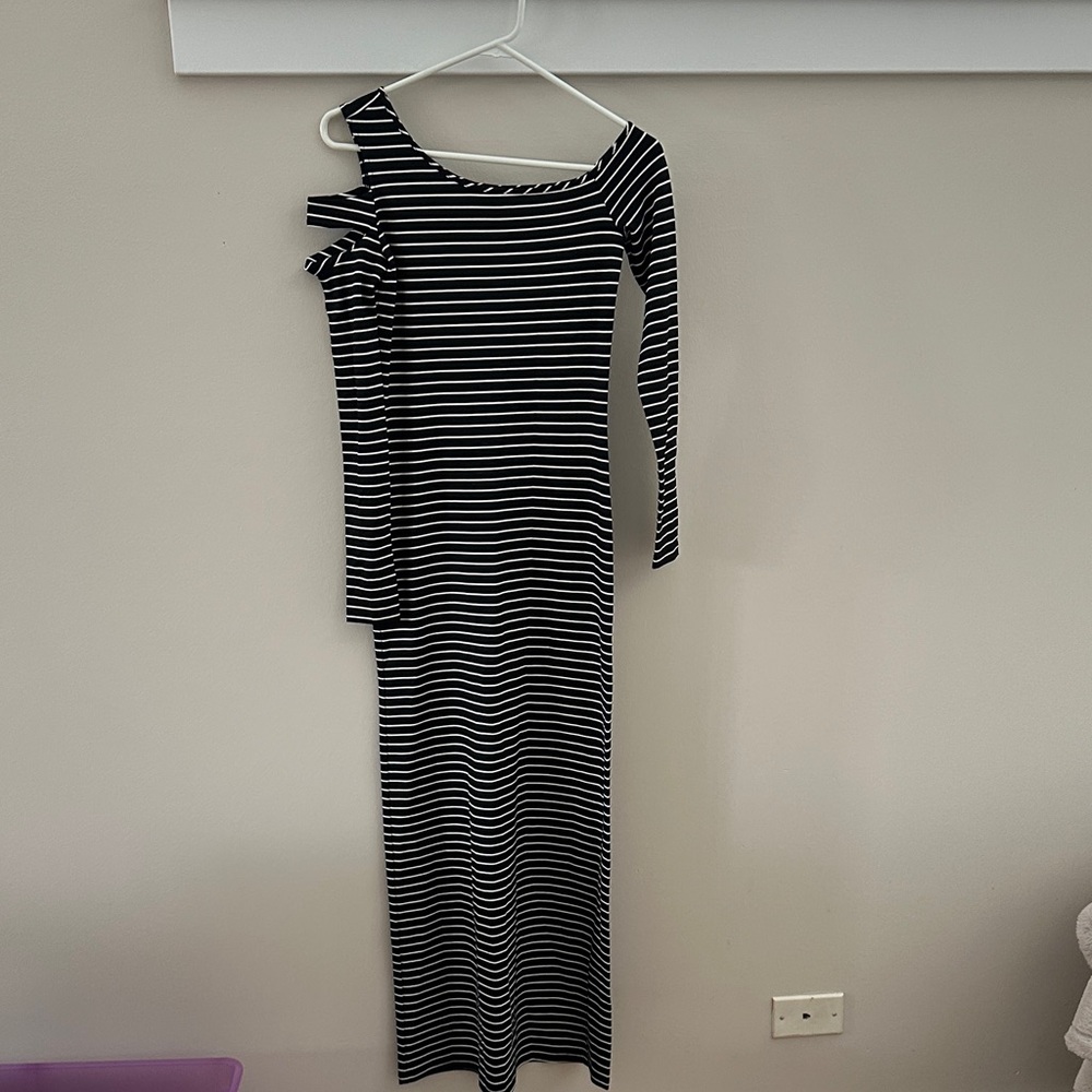 NWOT Torn by Ronny Kobo Black and White Striped Long Sleeve maxi Dress